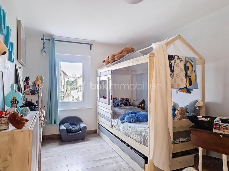 Maison - 145 m² - 5 pièces