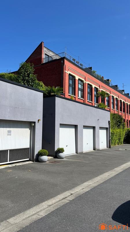 Appartement - 236 m² - 5 pièces