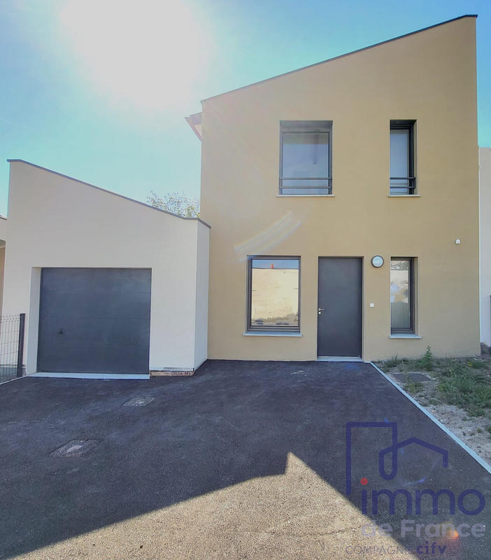 Maison - 112 m² - 4 pièces