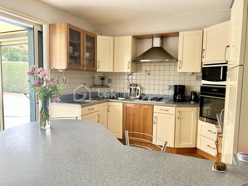 Maison traditionnelle - 146 m² - 6 pièces