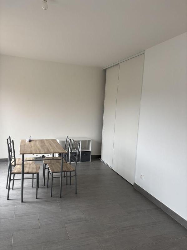 Studio - 34 m² - 1 pièce