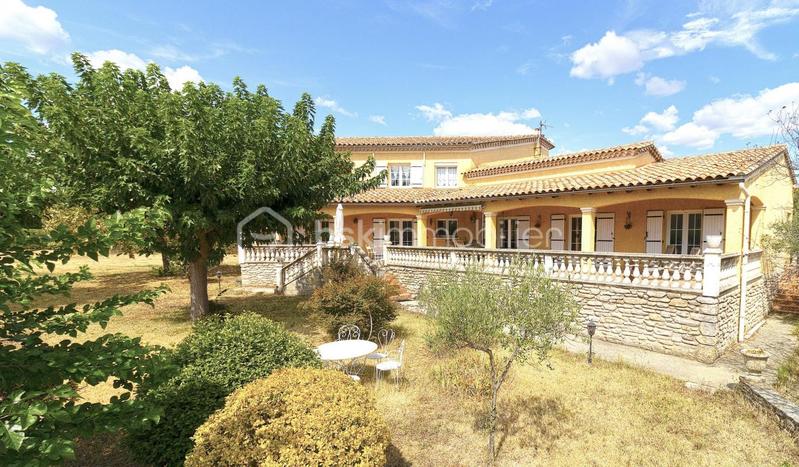 Villa - 229 m² - 7 pièces