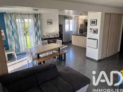 Maison - 104 m² - 5 pièces