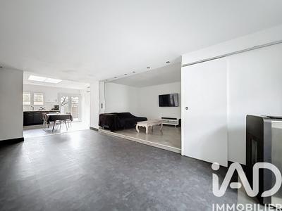 Maison - 111 m² - 5 pièces