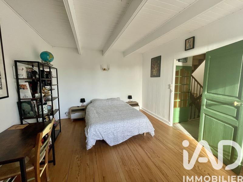 Maison de ville - 111 m² - 8 pièces