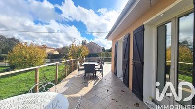 Maison - 102 m² - 5 pièces