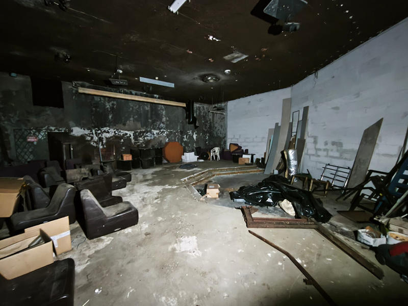 Local d'activité / Entrepôt - 924 m² - 5 pièces