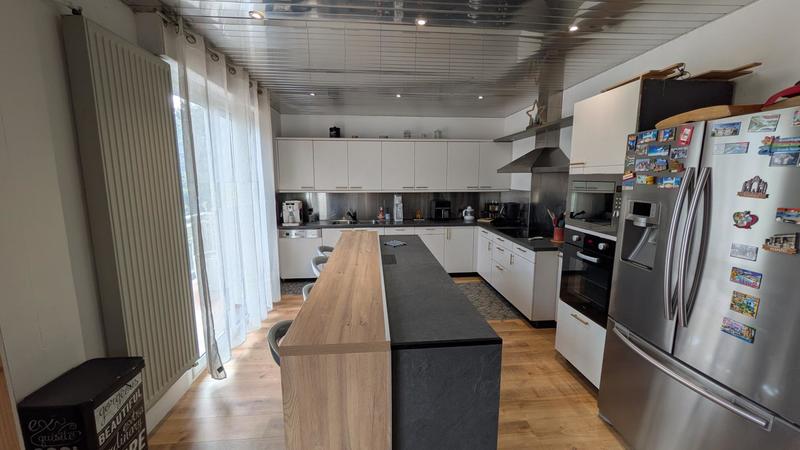 Maison - 190 m² - 7 pièces