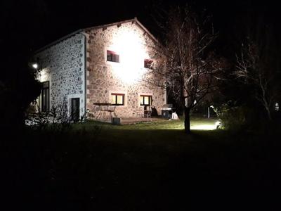 Maison traditionnelle - 219 m² - 9 pièces