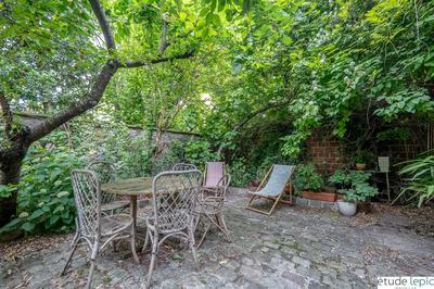 Maison bourgeoise - 225 m² - 9 pièces