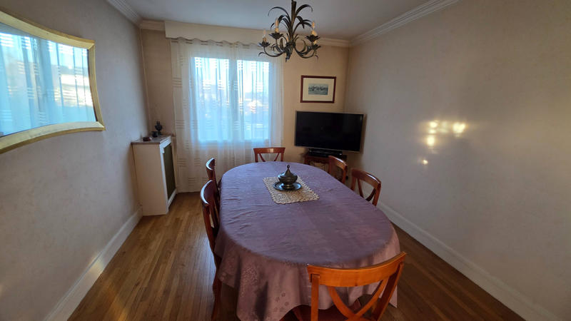 Maison - 122 m² - 5 pièces