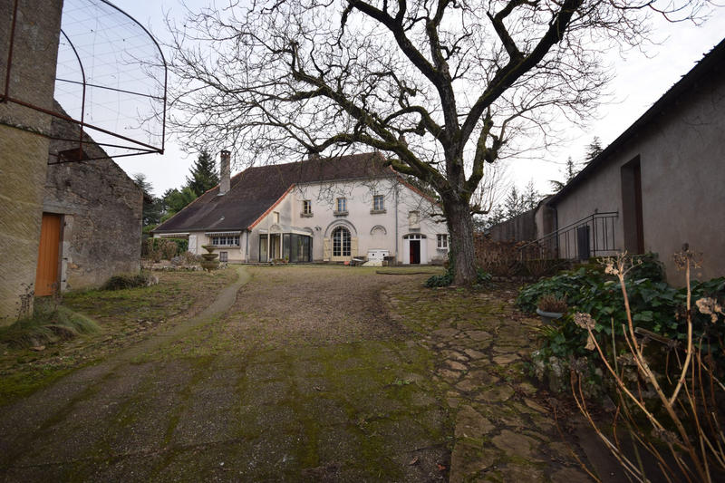 Viager - Maison ancienne - 242 m² - 10 pièces