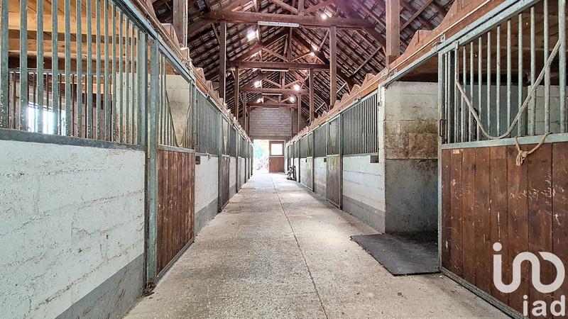 Maison - 205 m² - 7 pièces