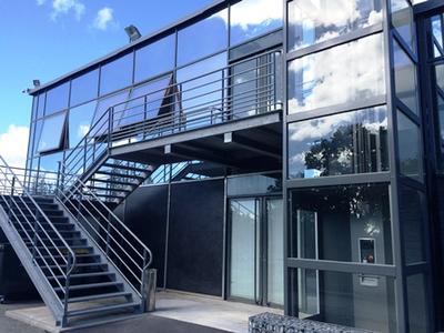 Bureau - 184 m² - 1 pièce