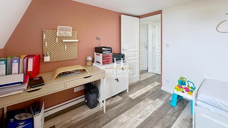 Maison - 93 m² - 4 pièces