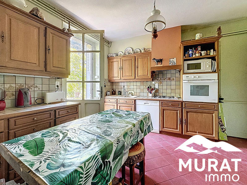 Maison ancienne - 154 m² - 7 pièces