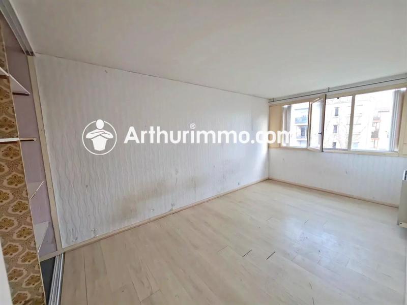 Appartement - 96 m² - 5 pièces
