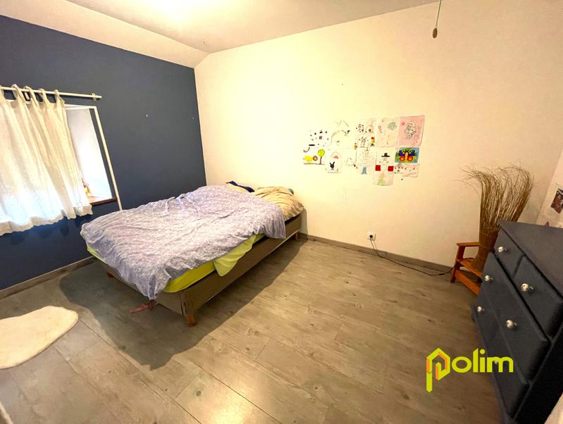 Maison - 370 m² - 7 pièces