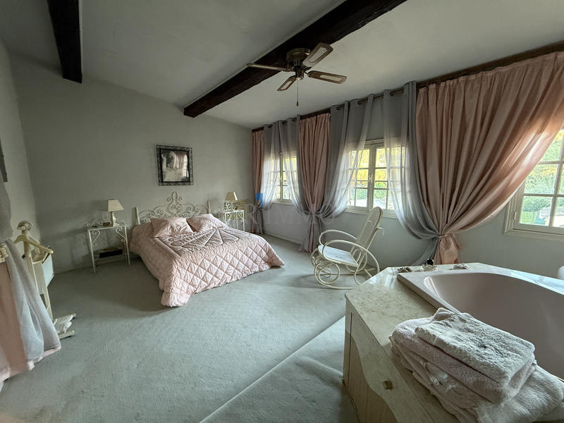 Maison - 176 m² - 6 pièces