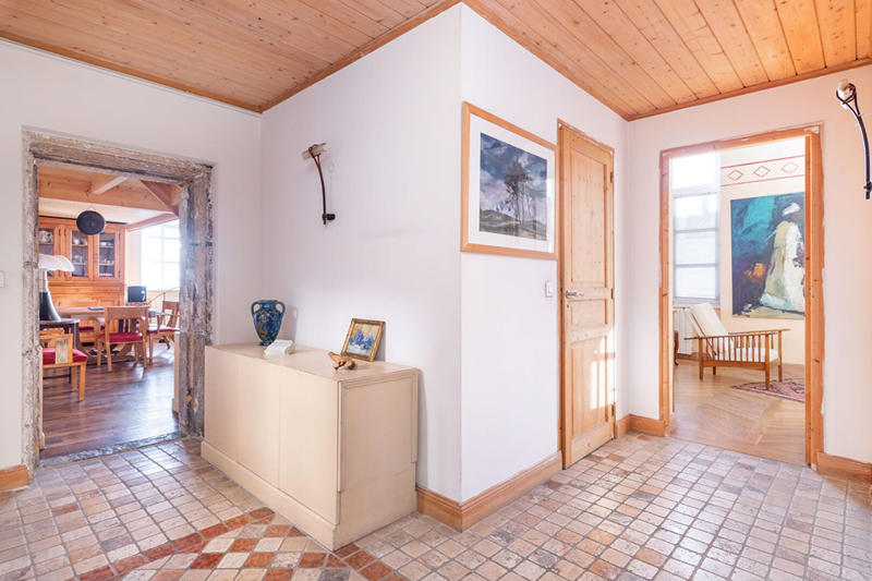 Appartement - 147 m² - 6 pièces