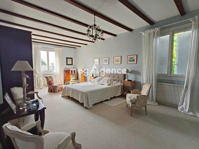 Maison de campagne - 220 m² - 5 pièces