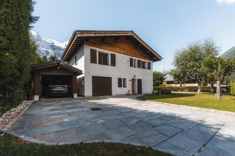 Châlet - 184 m² - 7 pièces