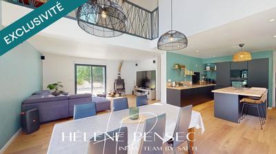 Maison - 160 m² - 7 pièces