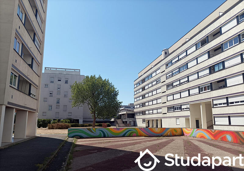 Chambre - 14 m² - 1 pièce