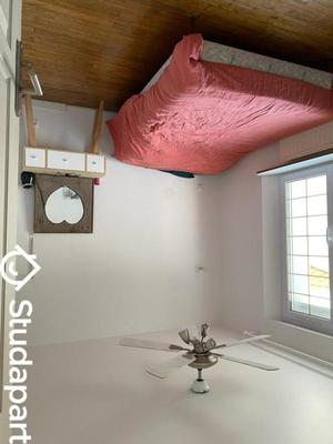 Chambre - 12 m² - 1 pièce