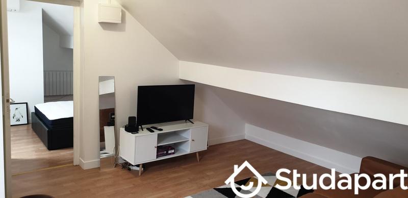 Chambre - 12 m² - 1 pièce