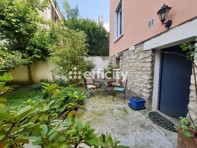 Maison - 146 m² - 7 pièces