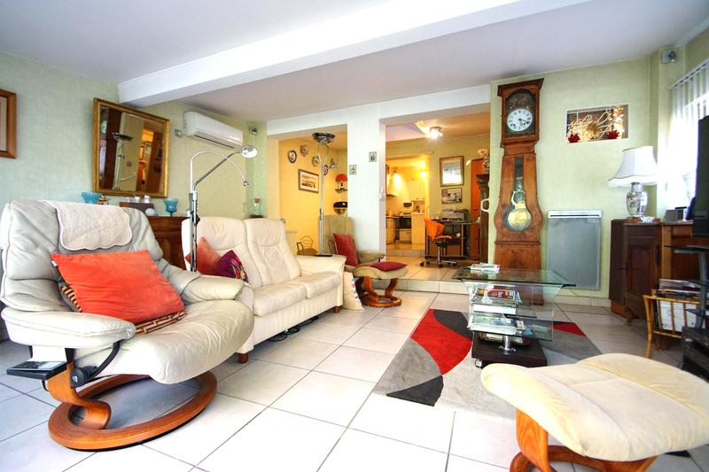 Viager - Maison - 146 m² - 6 pièces