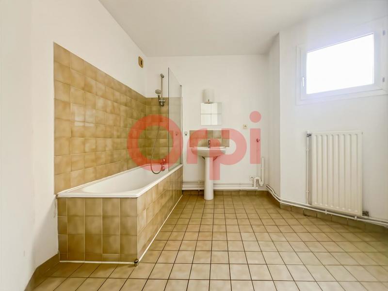 Appartement - 84 m² - 4 pièces