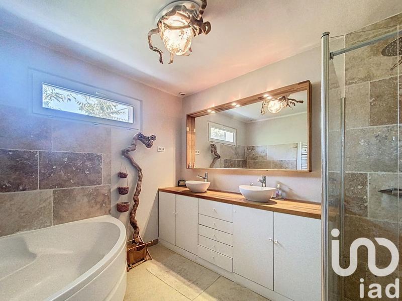 Maison - 143 m² - 6 pièces