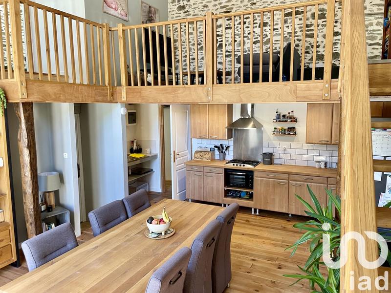 Maison de village - 250 m² - 11 pièces