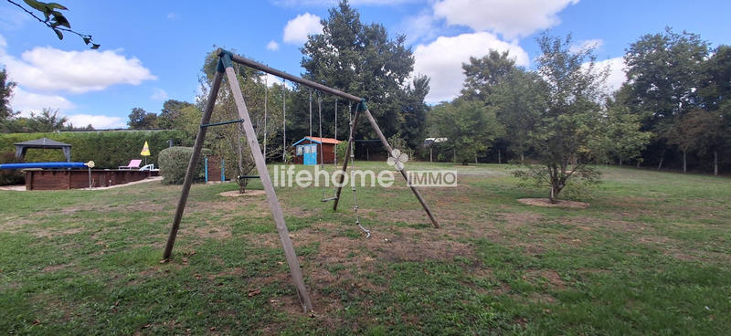 Maison traditionnelle - 170 m² - 6 pièces