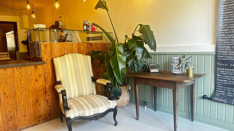 Fonds de commerce - Magasins - 58 m²