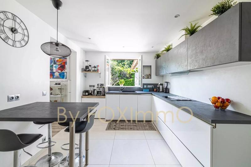 Maison - 190 m² - 7 pièces