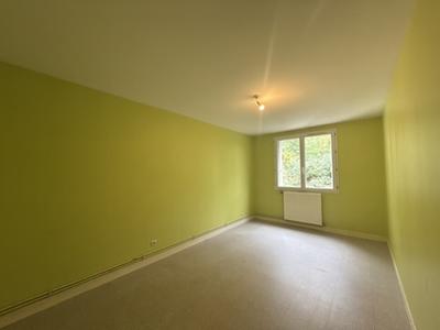 Appartement - 84 m² - 3 pièces