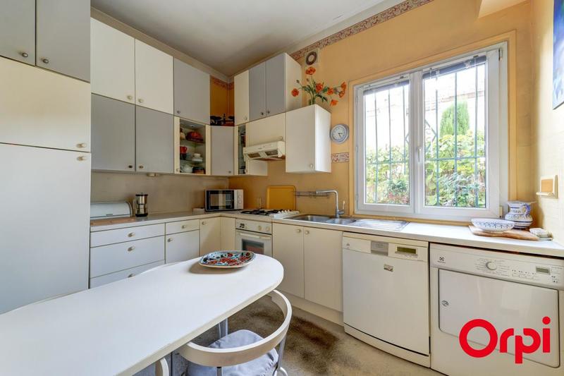 Maison - 173 m² - 7 pièces