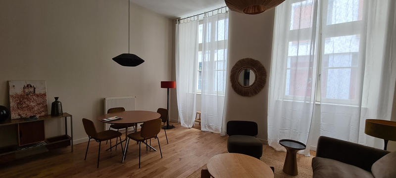 Appartement - 64 m² - 2 pièces