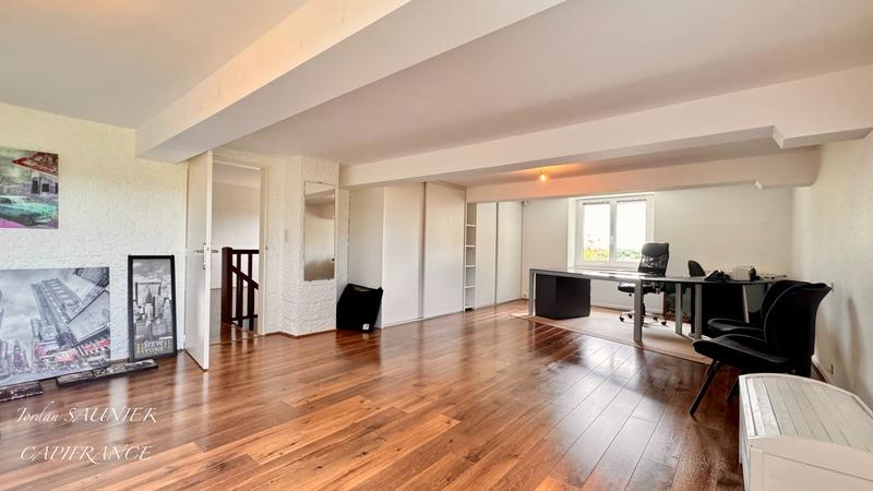 Maison de campagne - 320 m² - 7 pièces