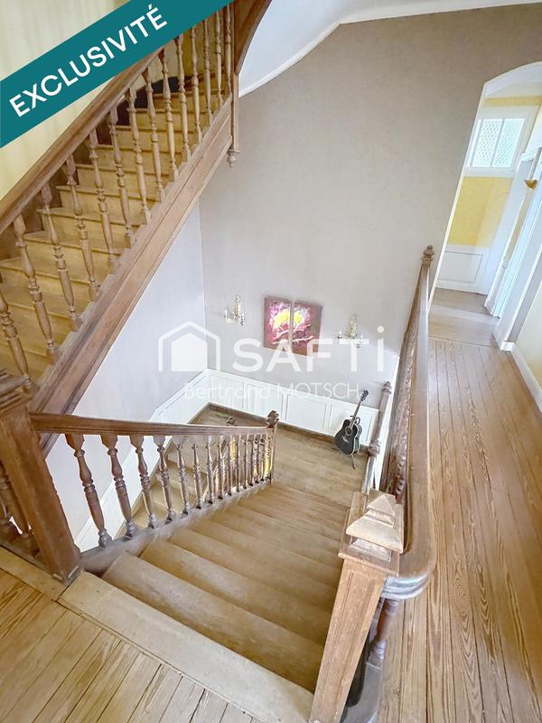 Maison - 450 m² - 20 pièces