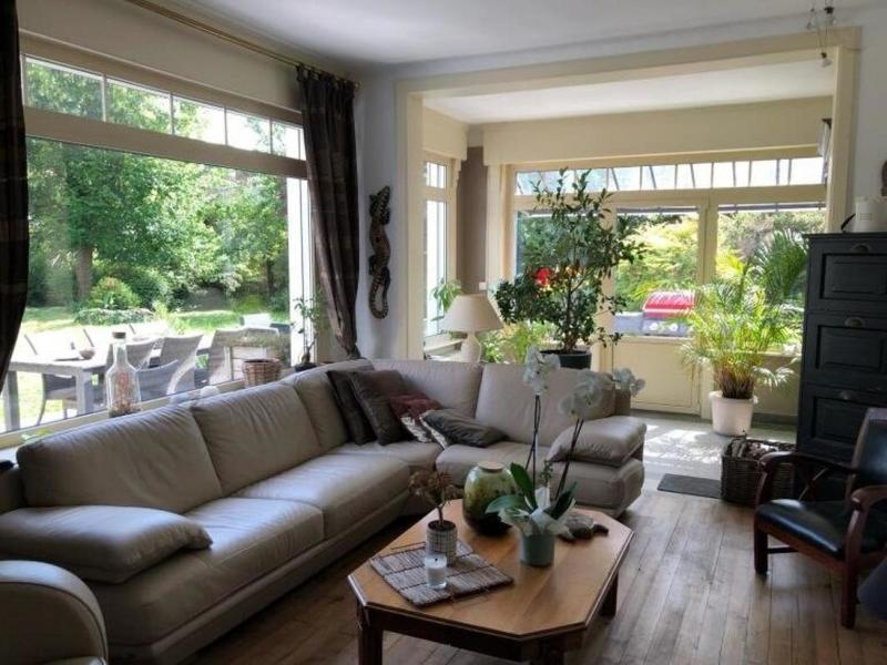 Maison - 230 m² - 11 pièces