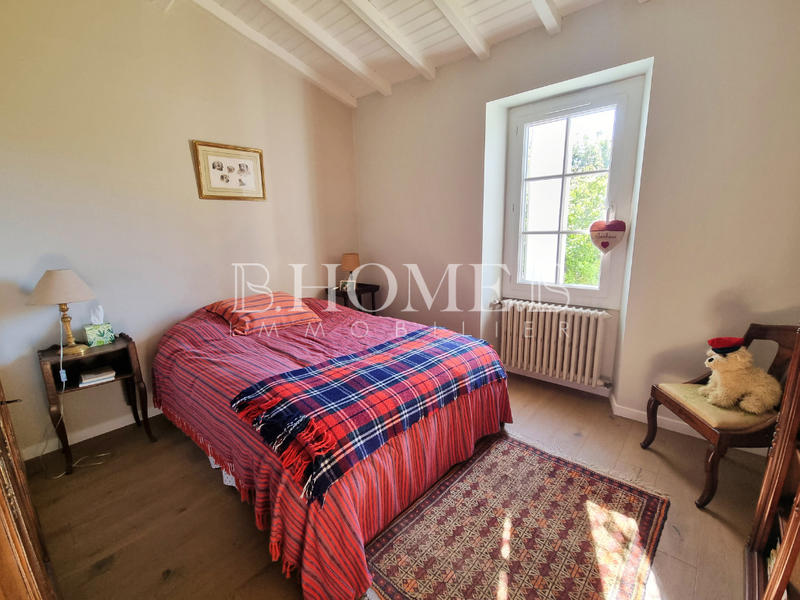 Maison - 180 m² - 7 pièces