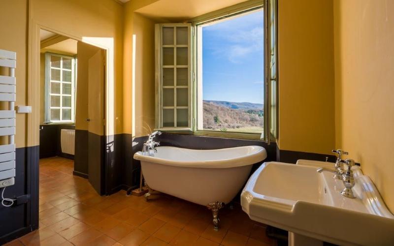 Château - 170 m² - 7 pièces