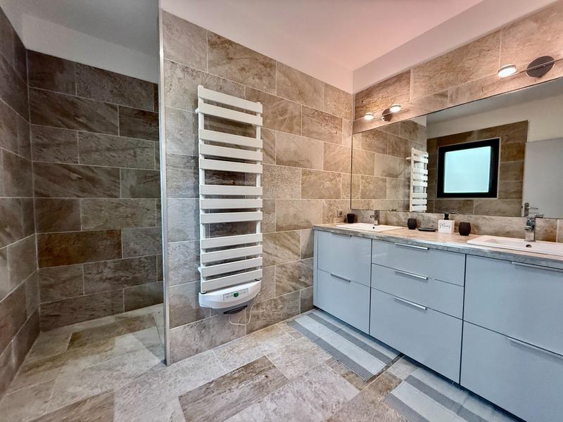 Maison - 128 m² - 5 pièces