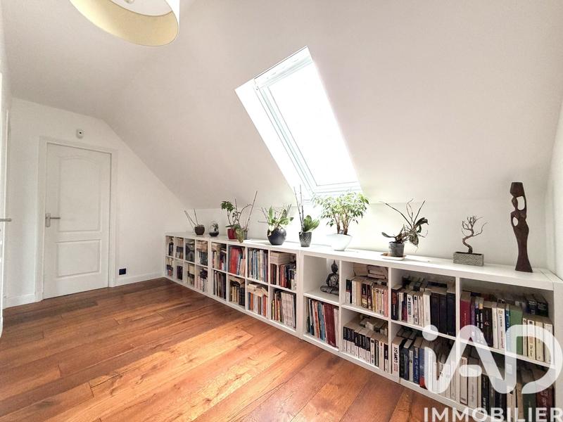 Maison - 163 m² - 6 pièces