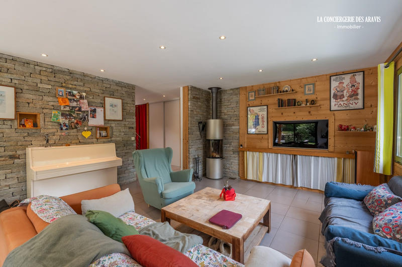 Maison contemporaine - 209 m² - 6 pièces