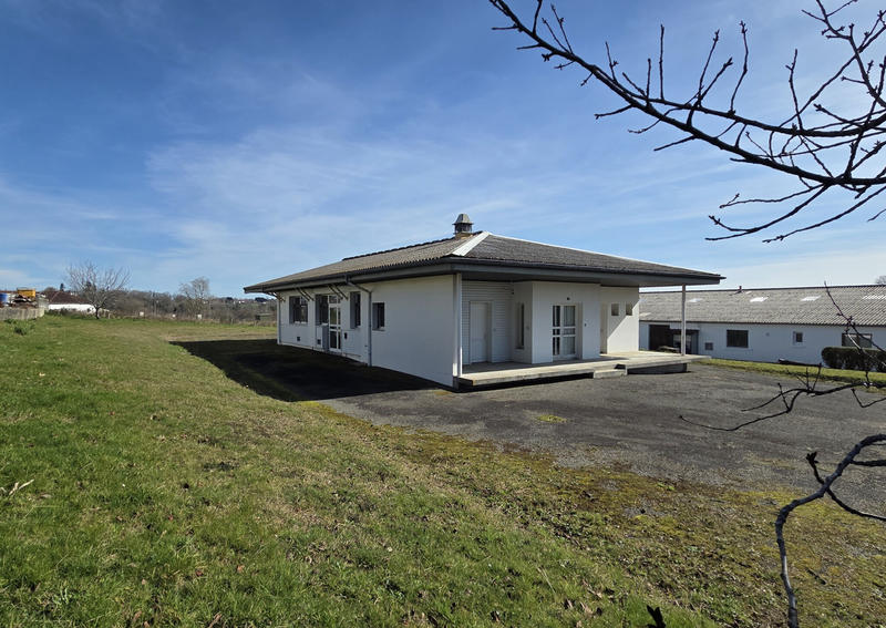 Maison - 199 m² - 5 pièces